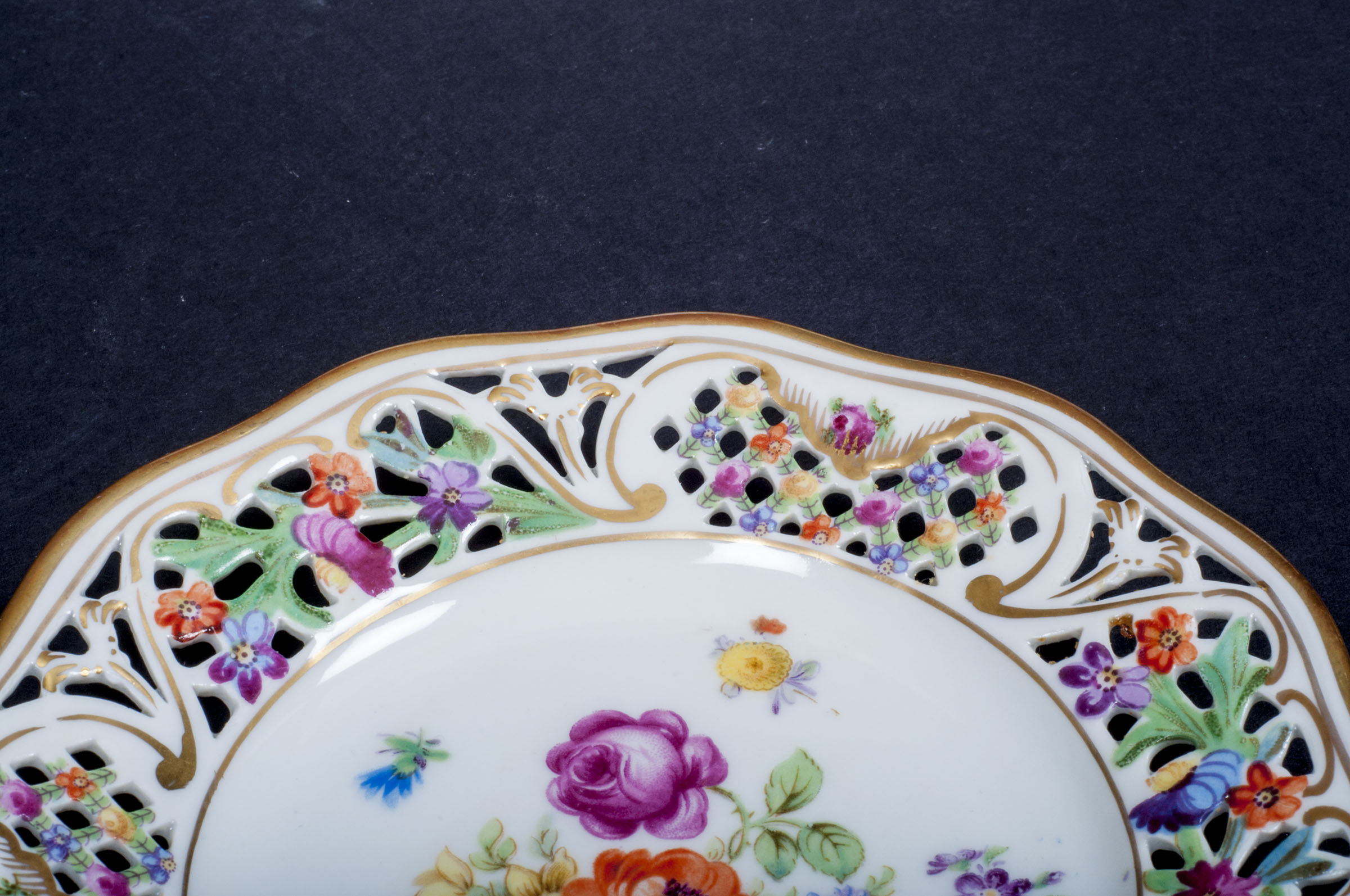 Schumann Bavaria "Empress" Dresden China