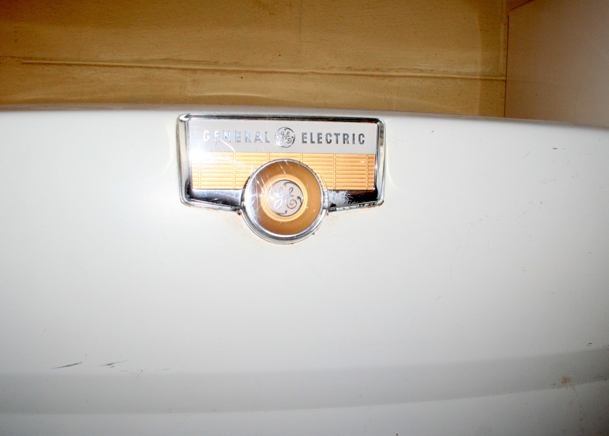 Vintage GE Fridge/Freezer