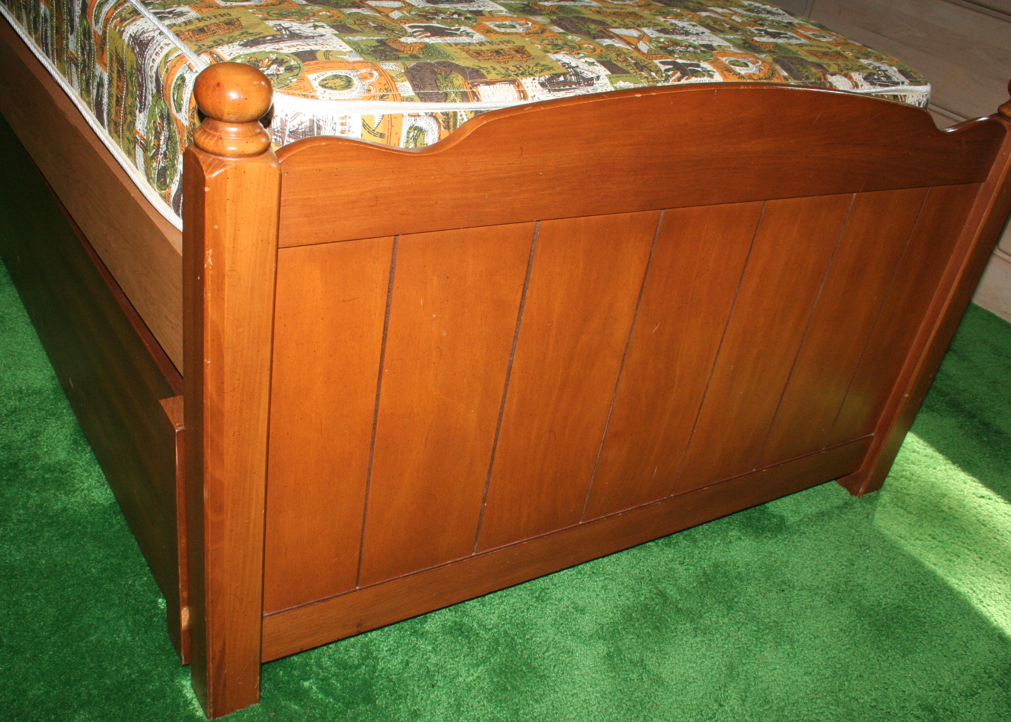 Twin Size Trundle Bed