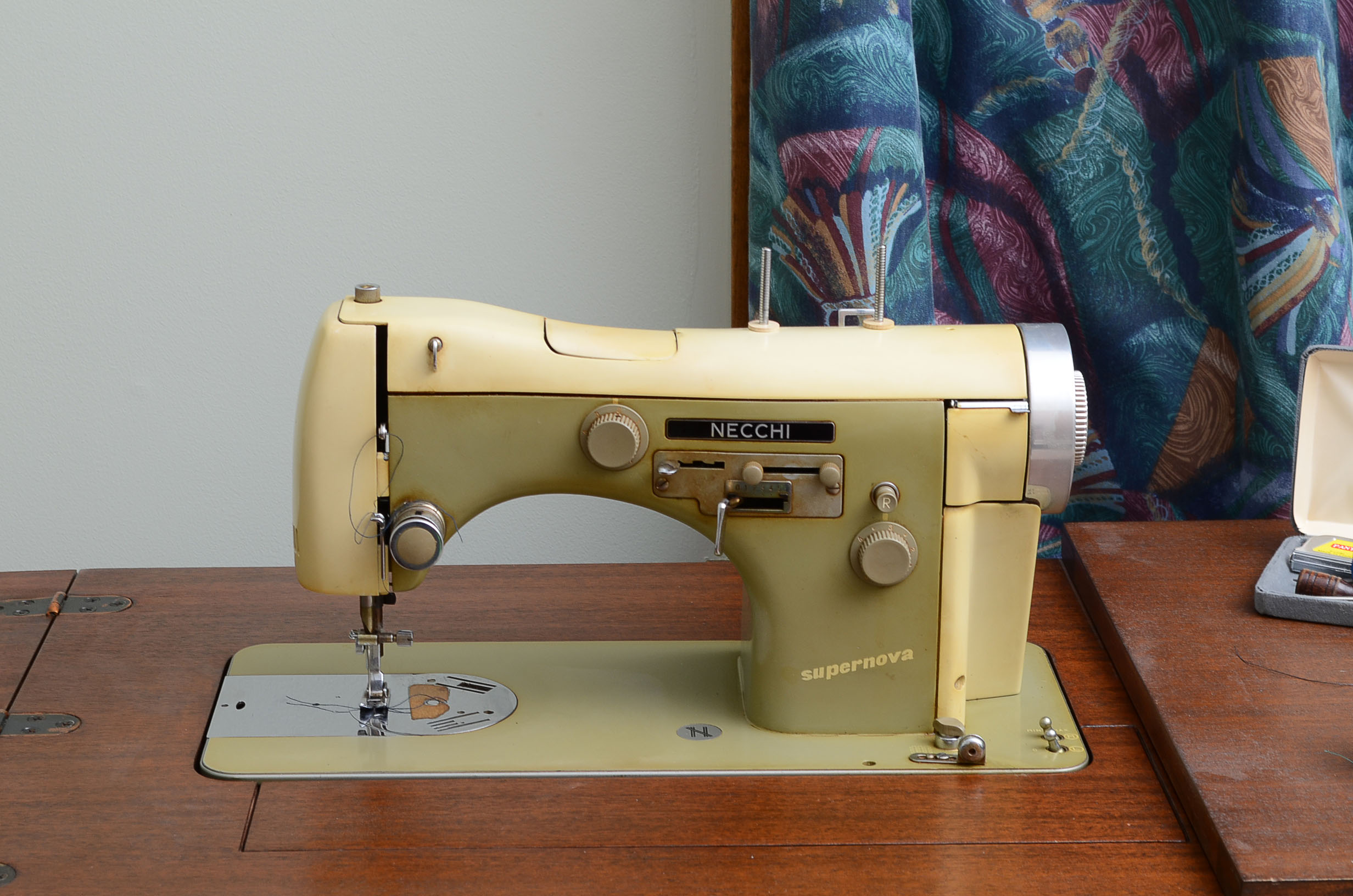 Vintage Vintage Necchi Supernova Sewing Machine