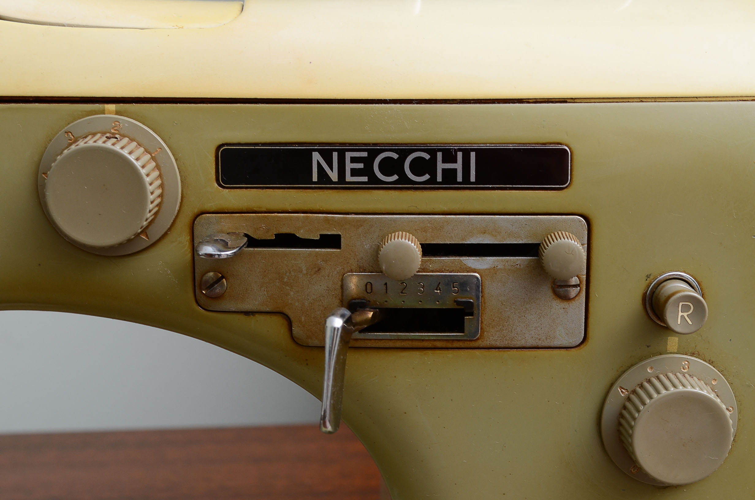 Vintage Vintage Necchi Supernova Sewing Machine