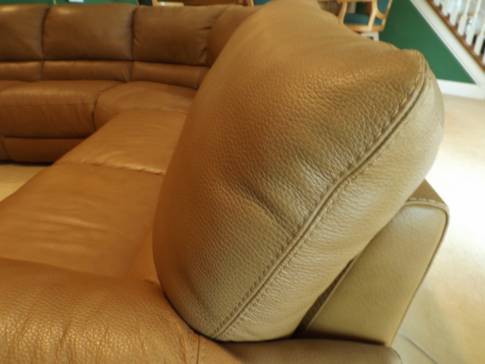 Modern Sectional Sofa with Pair of Reclining Chairs