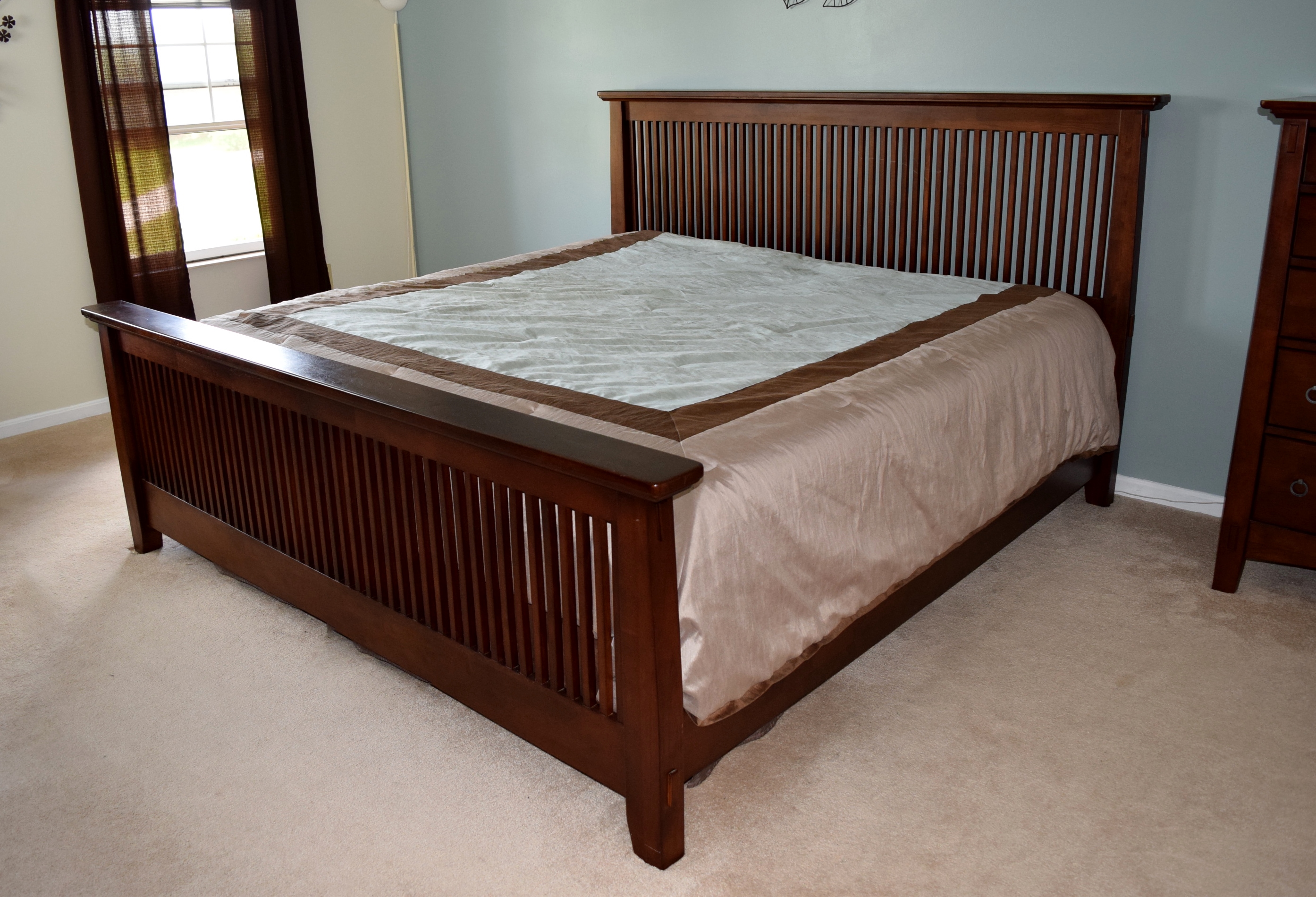 American Signature Arts and Crafts Style King Size Bed
