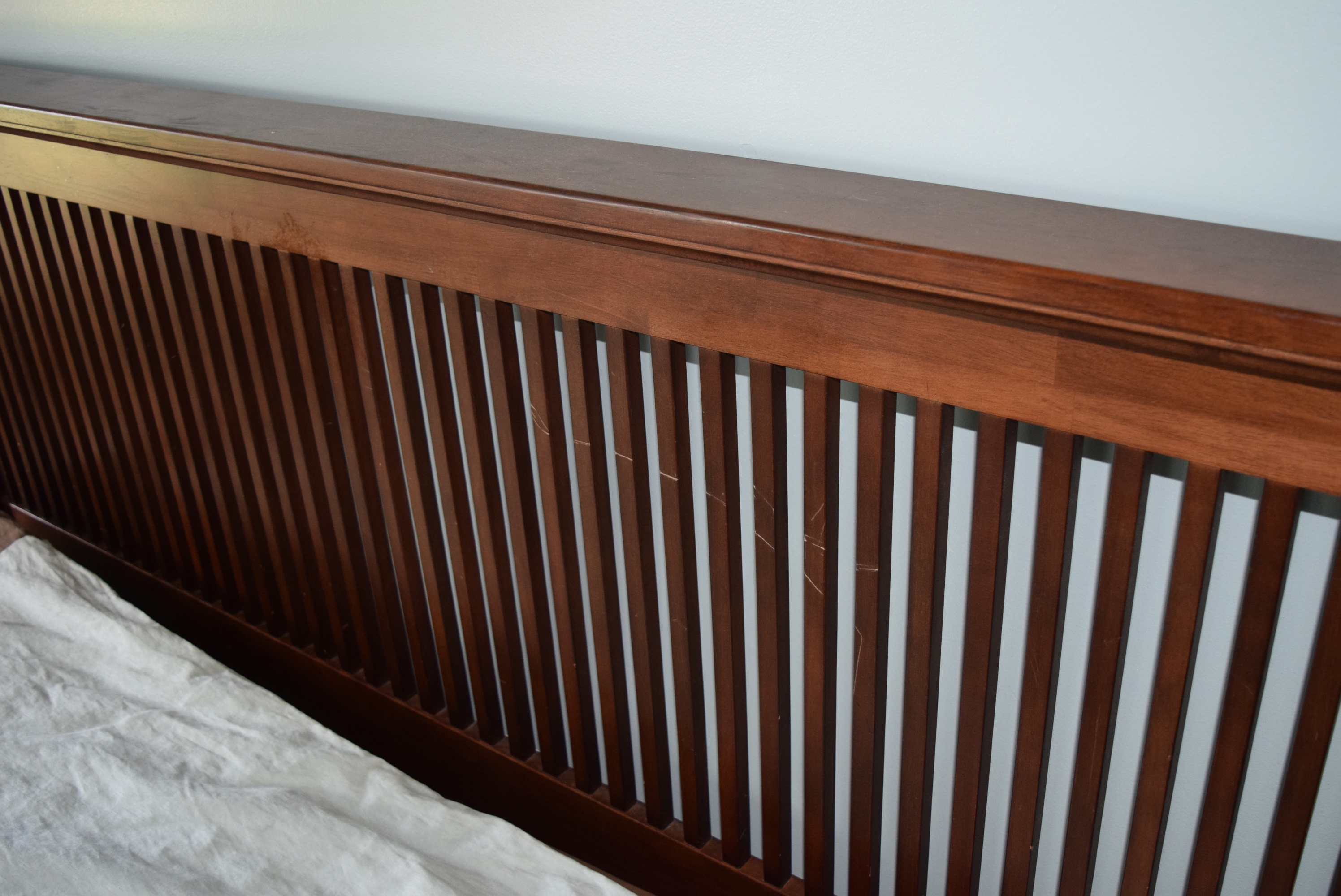 American Signature Arts and Crafts Style King Size Bed