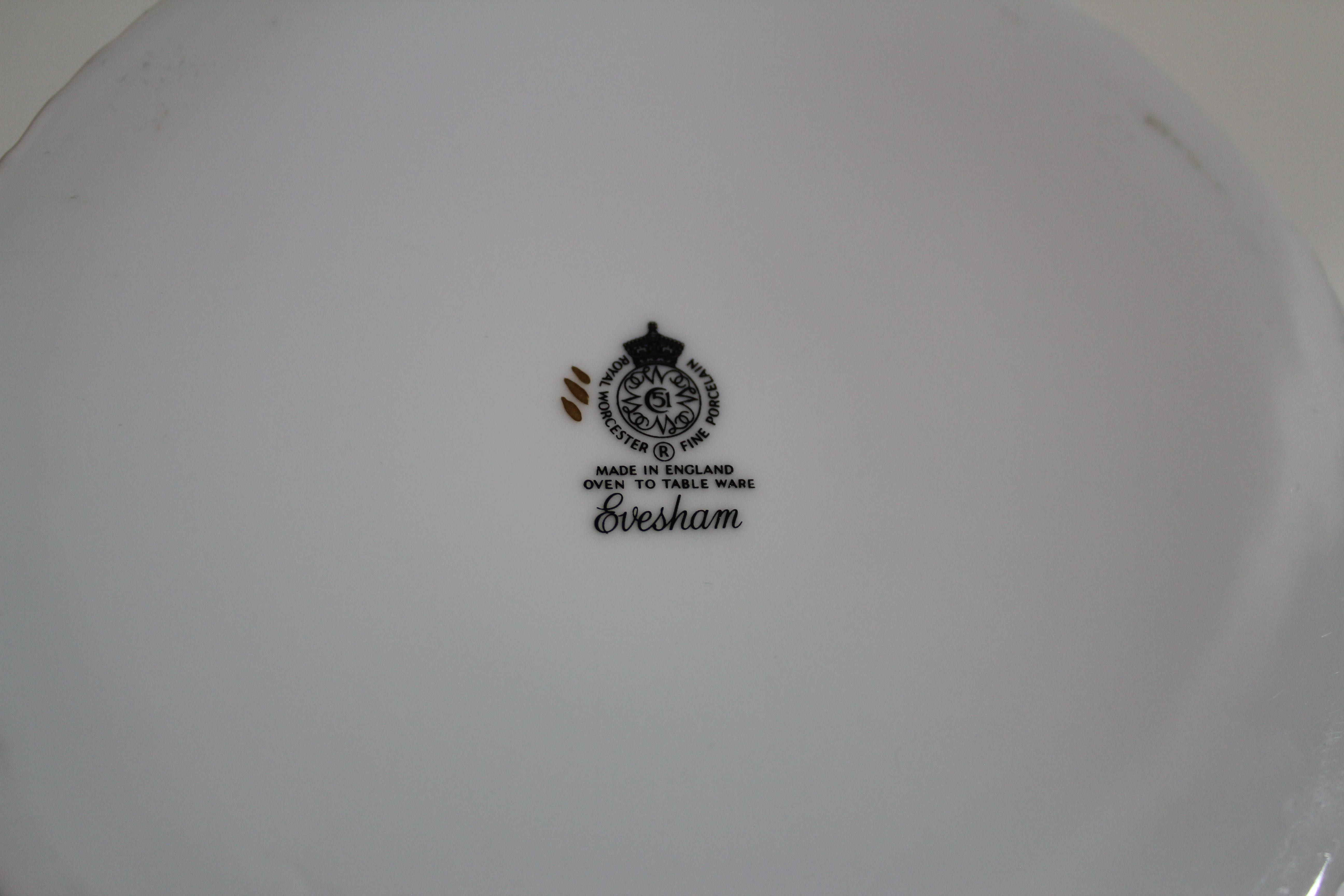 Gold Trimmed Designer Kitchenalia