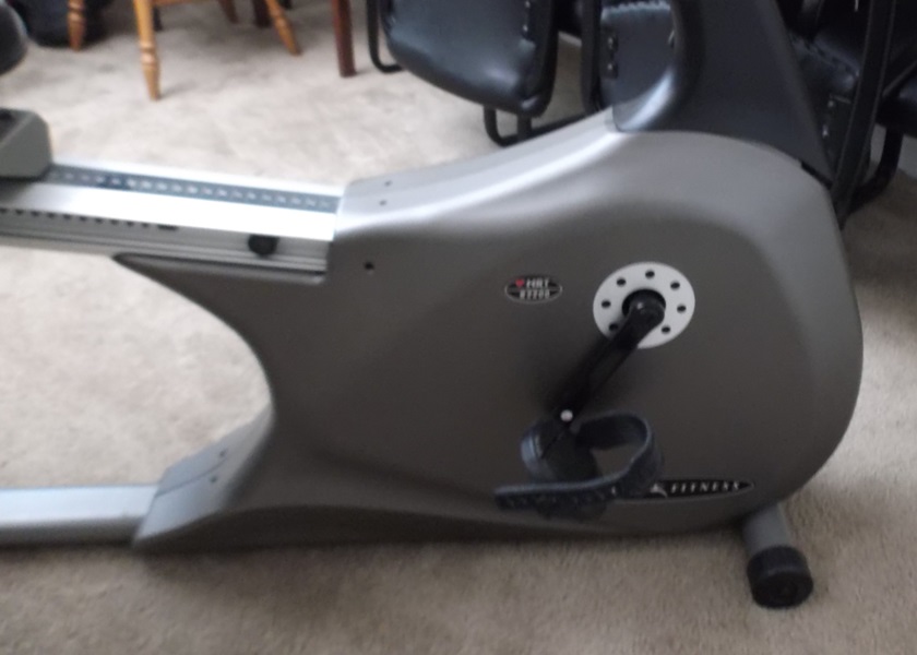 Vision Fitness R2250 HRT Semi-Recumbent Bike