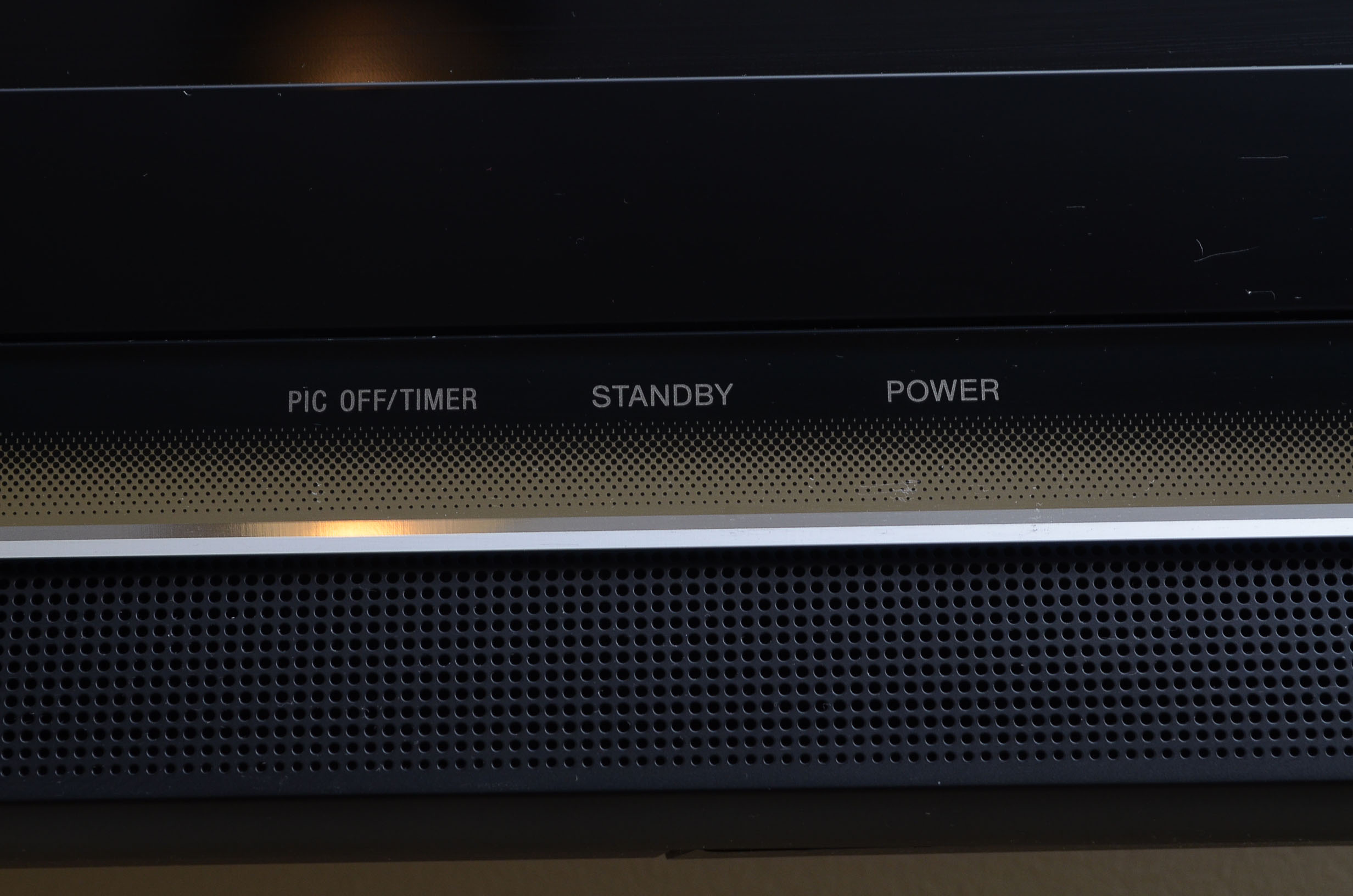 Sony Bravia 40" Flat Screen Television - KDL-40V5100