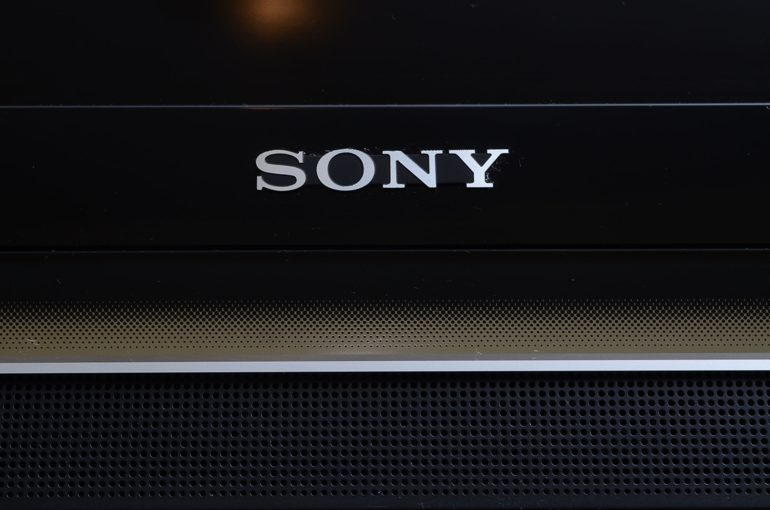 Sony Bravia 40" Flat Screen Television - KDL-40V5100