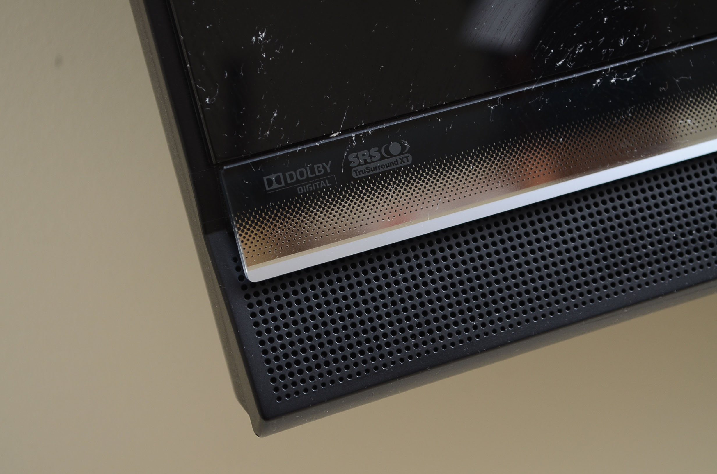 Sony Bravia 40" Flat Screen Television - KDL-40V5100