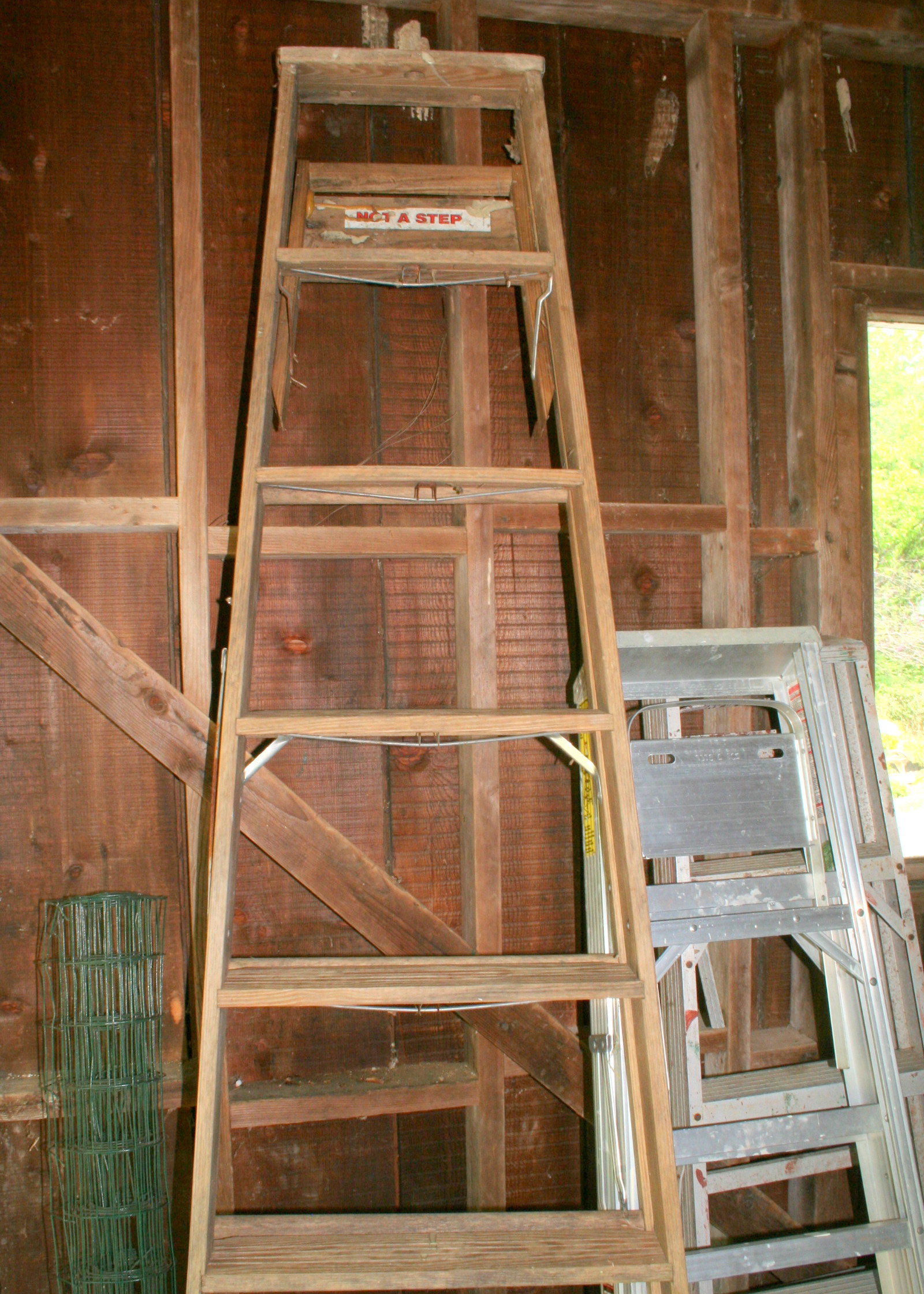 Assortment of Garage Items