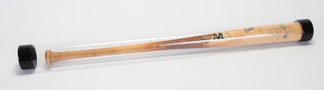 Darrell Evans Signed Game Used Baseball Bat