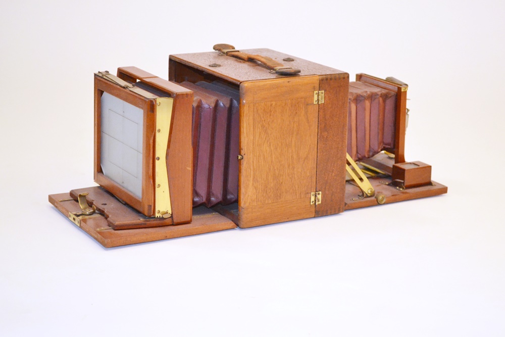 Circa 1895-1904 Rochester Optical Long Focus Premo Plate Camera