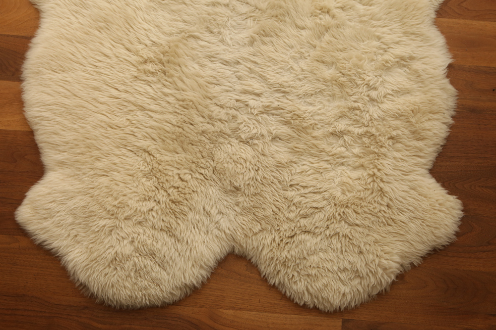 Bowron Bronze Star Wool Sheepskin Rug