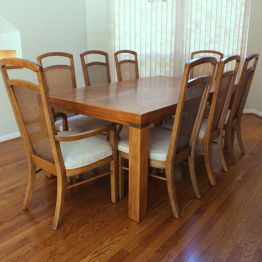 Drexel Heritage "Woodbriar" Dining Table and Eight Chairs