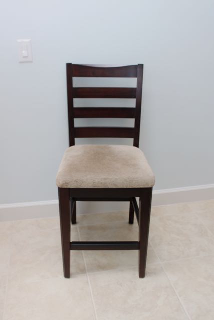 Casana Round High Top Dining Table and Chairs