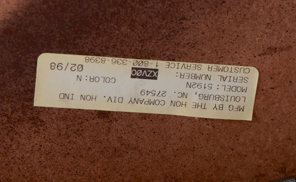 Hon Mahogany Veneer Side Table