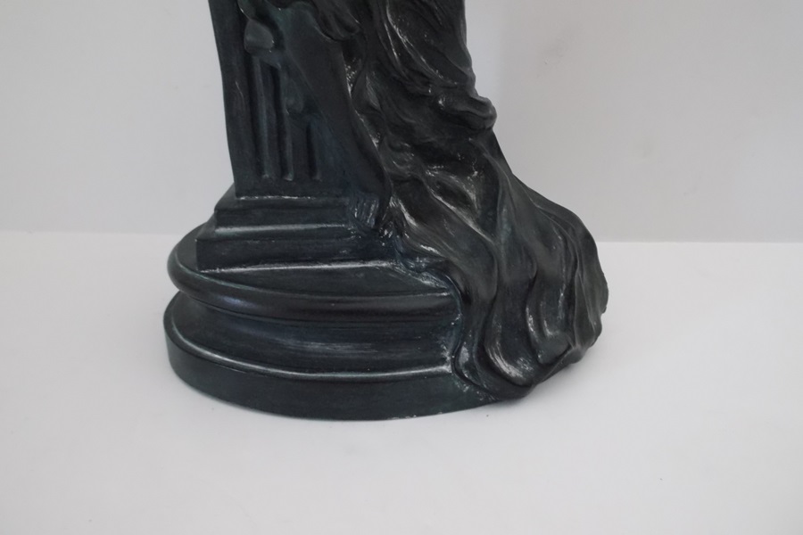 Alice Heath Figural Sculpture