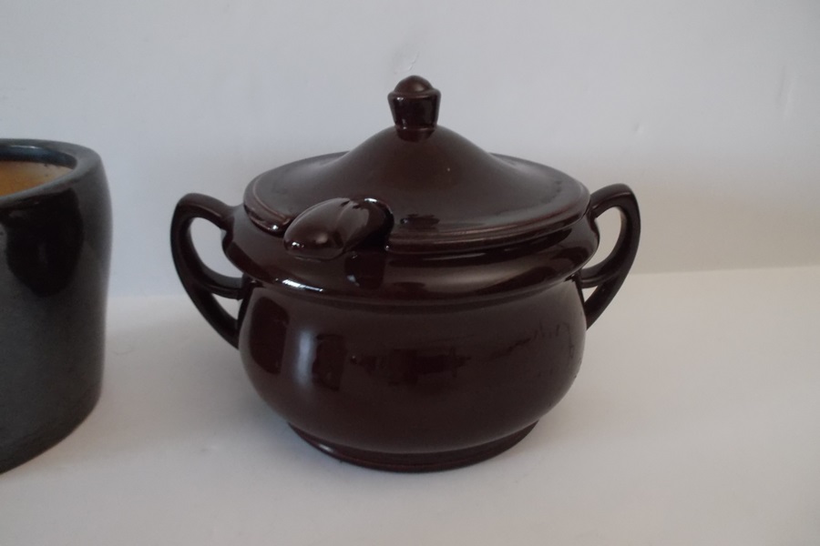 Assortment of Porcelain and Pottery Items