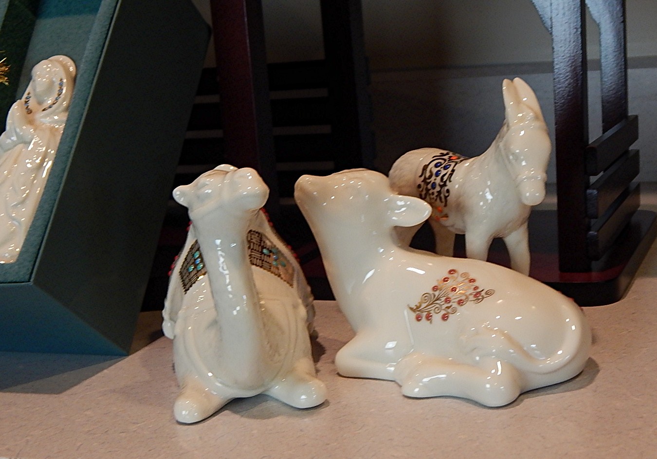 Lenox China Jewels Collection Nativity Set and Wood Creche