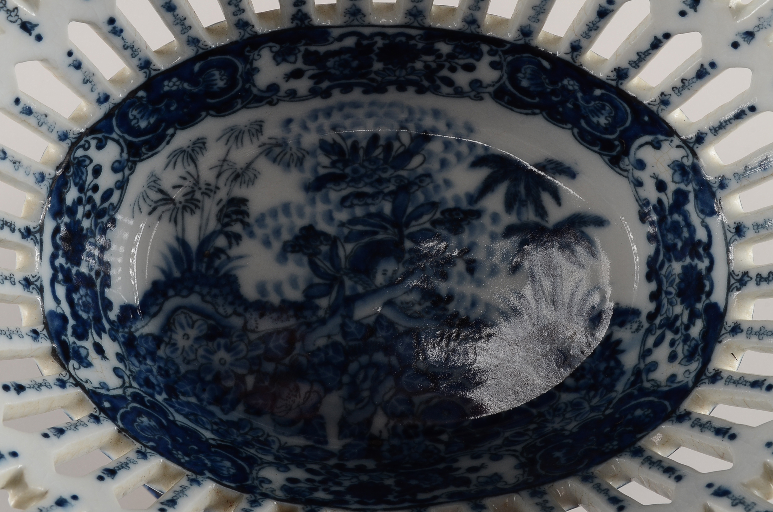 United Wilson Porcelain Factory Fruit Bowl