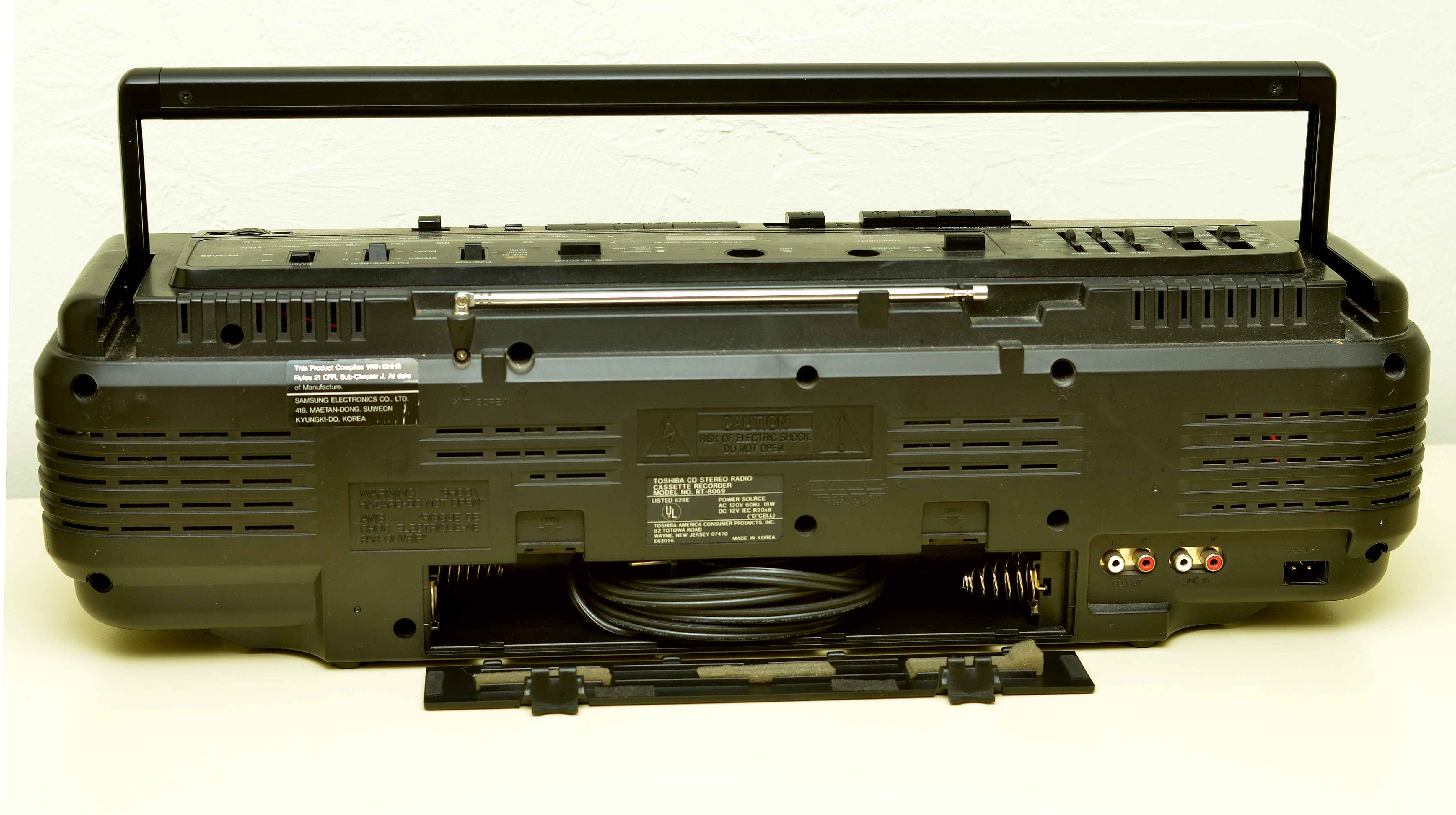 Toshiba Compact Disc AM/FM Stereo Radio Cassette Recorder