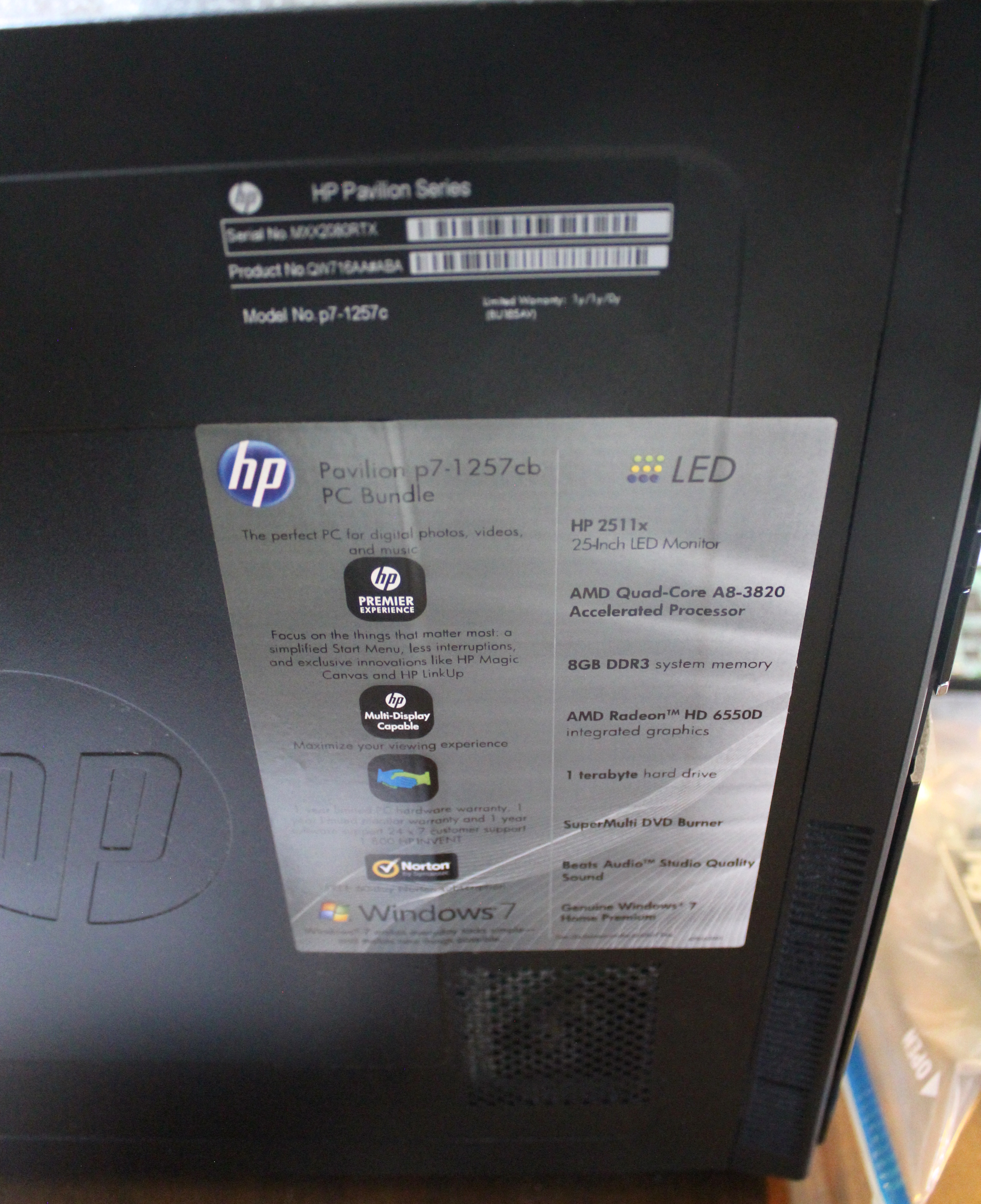 HP Pavilion P7-1257cb PC Bundle with Accessories