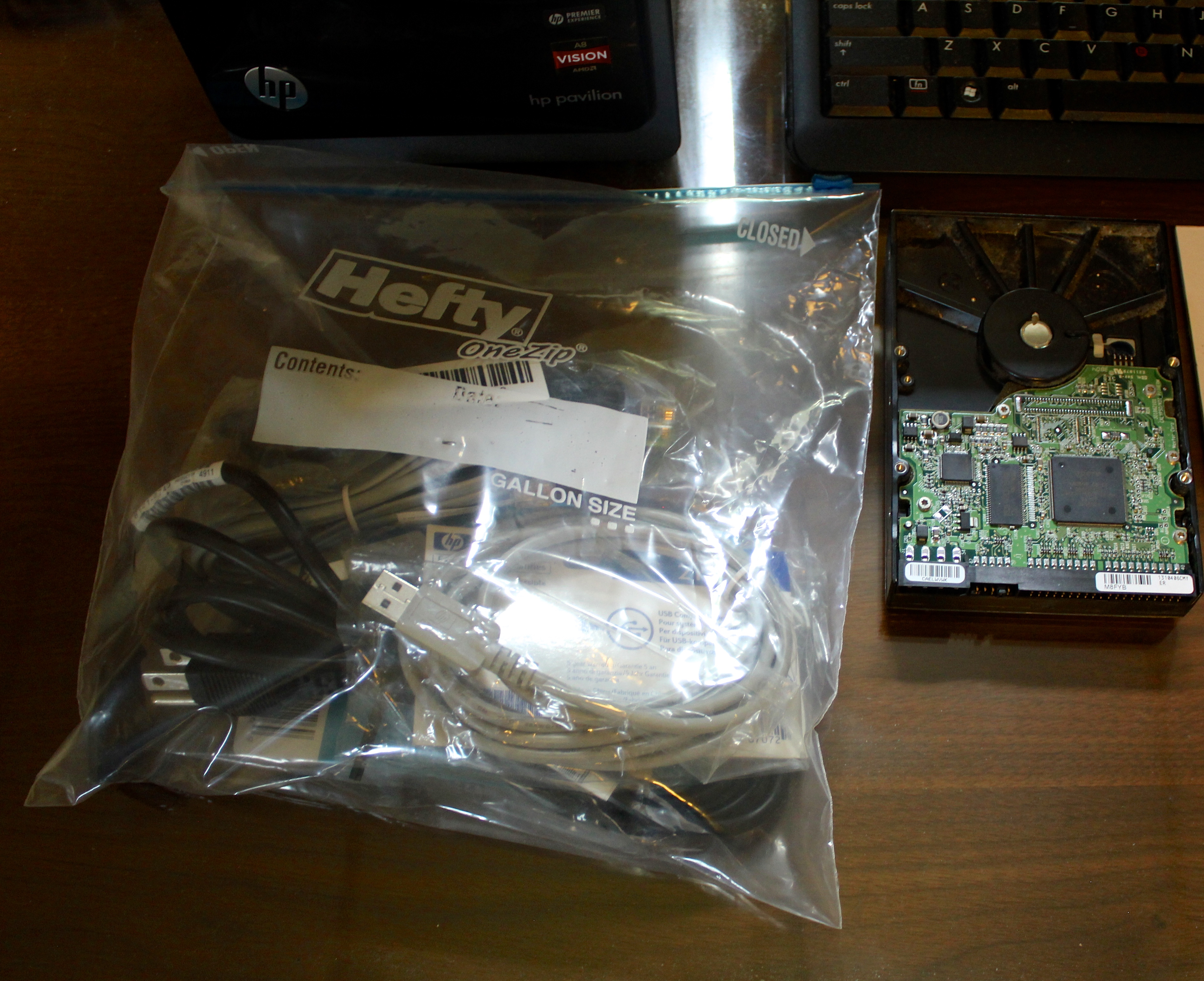 HP Pavilion P7-1257cb PC Bundle with Accessories