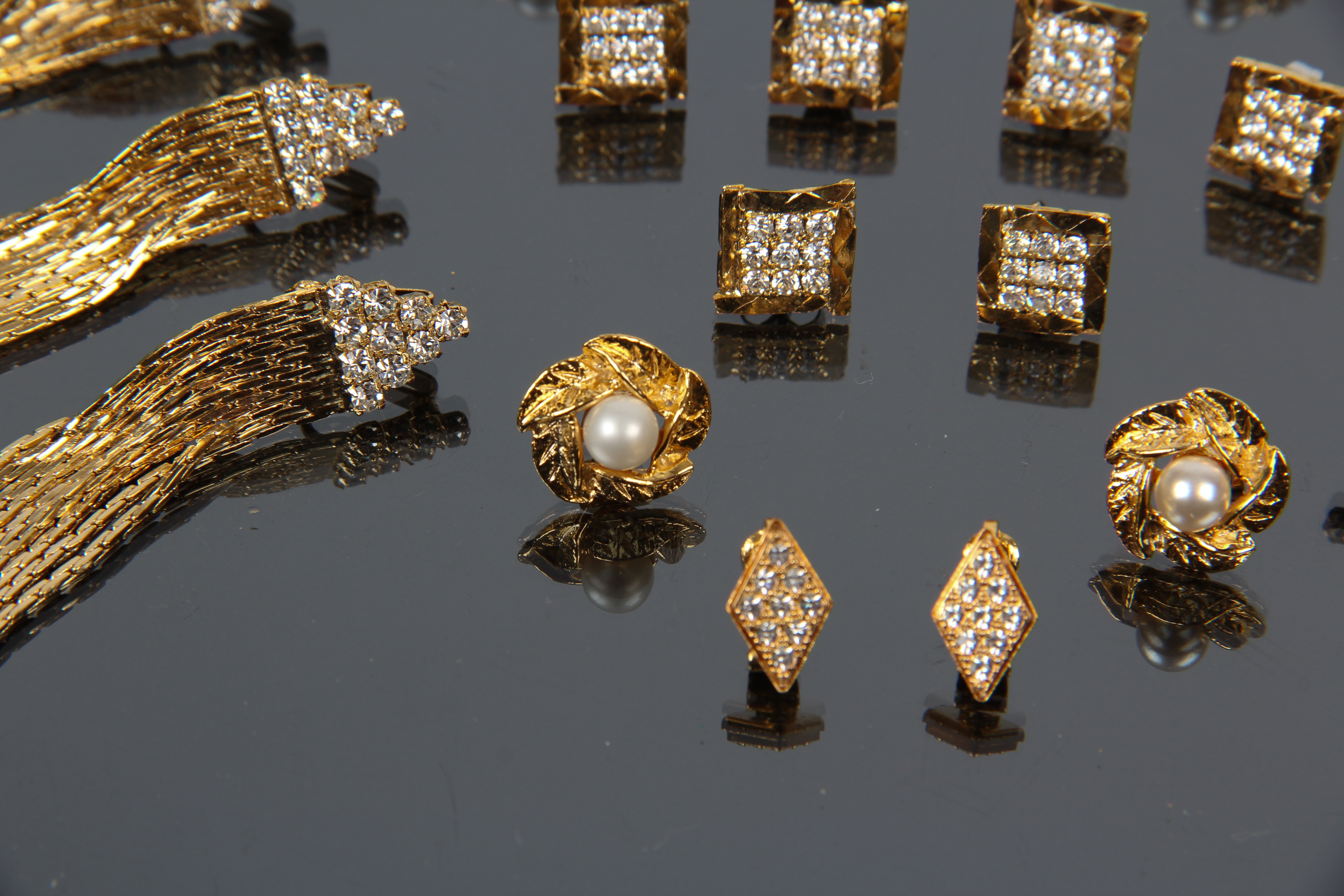 Gift Lot of Vintage Costume Earrings