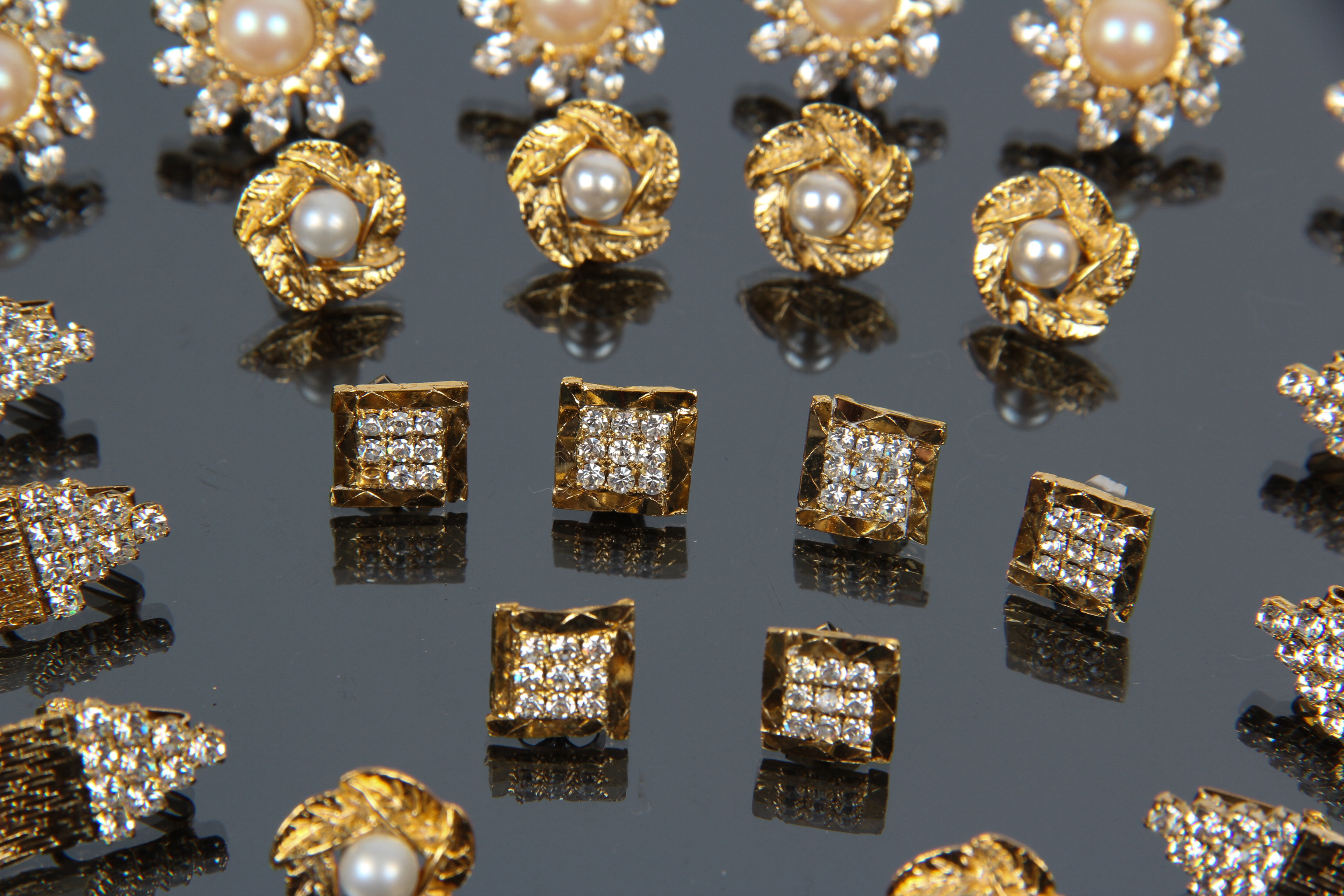 Gift Lot of Vintage Costume Earrings