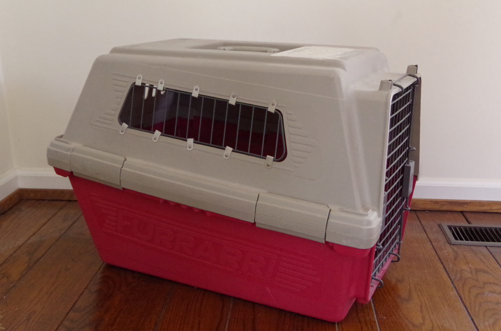 Furrari by Dogloo Pet Carrier Kennel