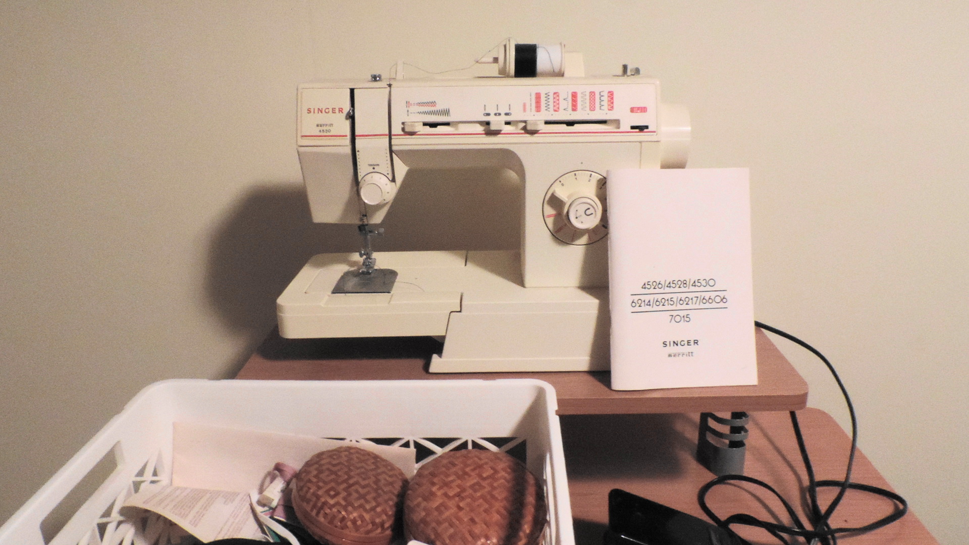 Singer Merritt 4530 Sewing Machine