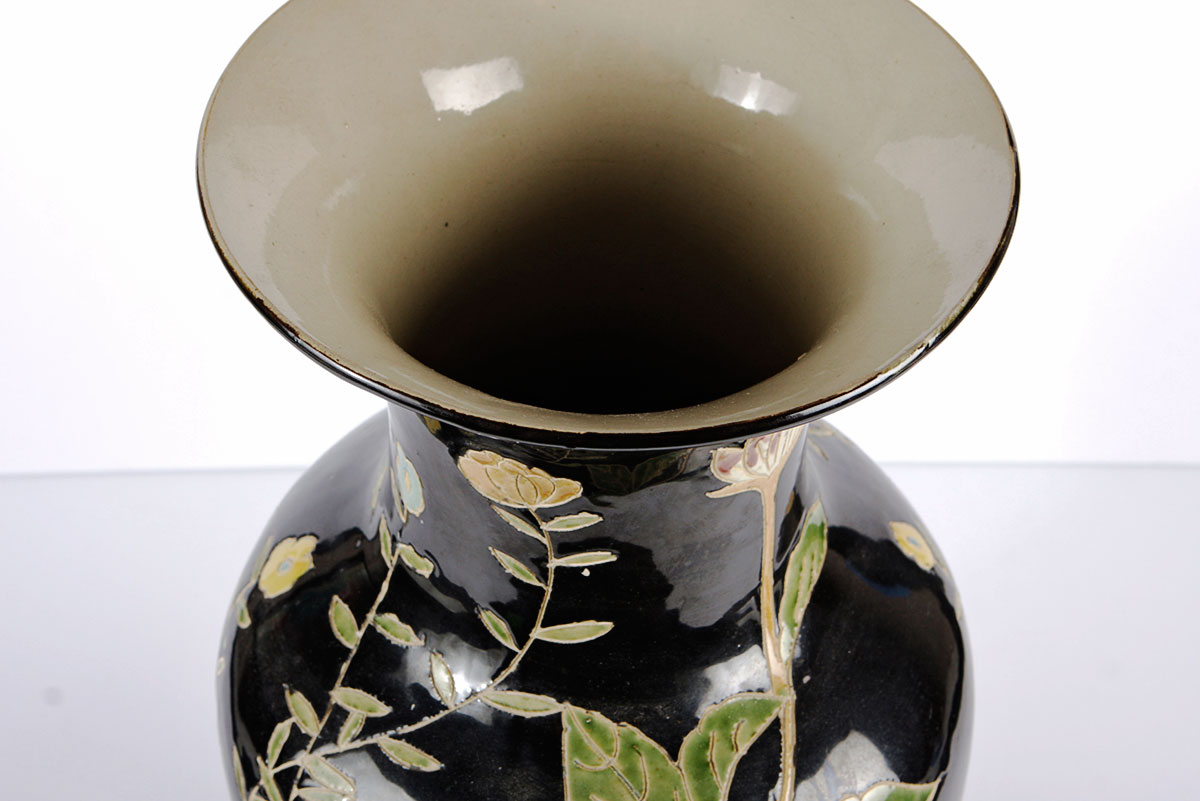 Black Floral Vase