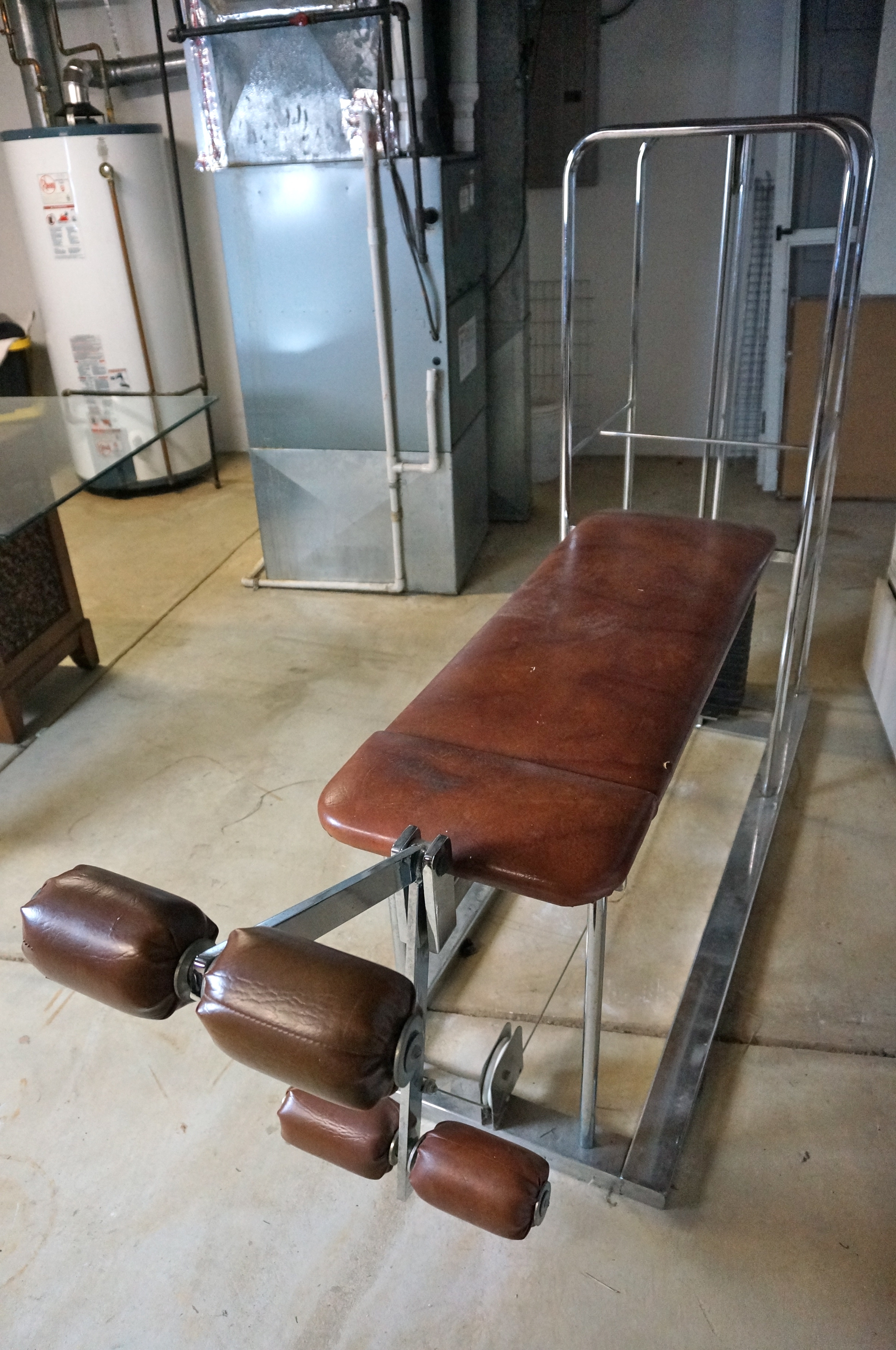 Marcy Leg Developer Weight Machine