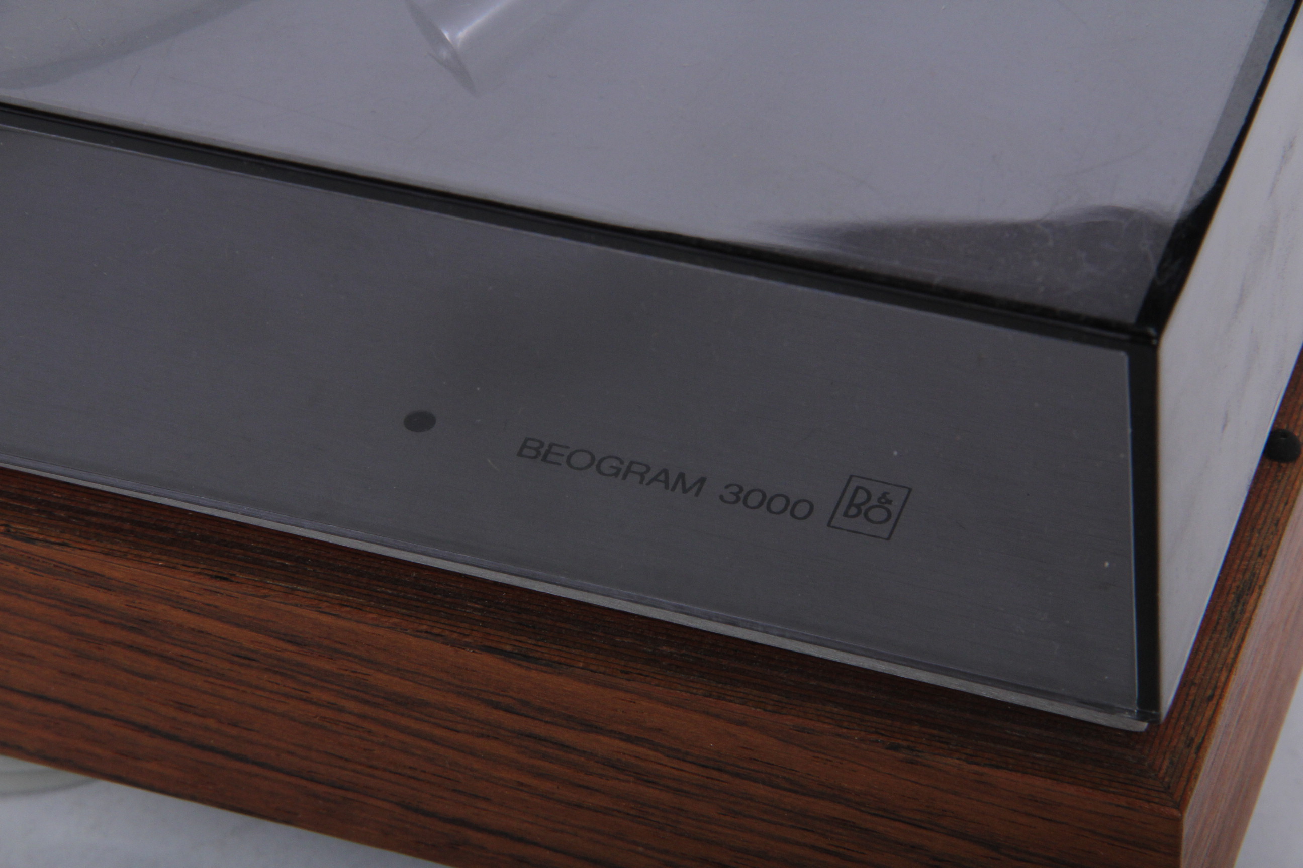 Vintage Bang & Olufsen Beogram 3000 Turntable