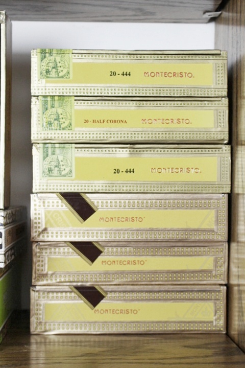 Large Imported Cigar Box Collection and Complete Guide for Cigars