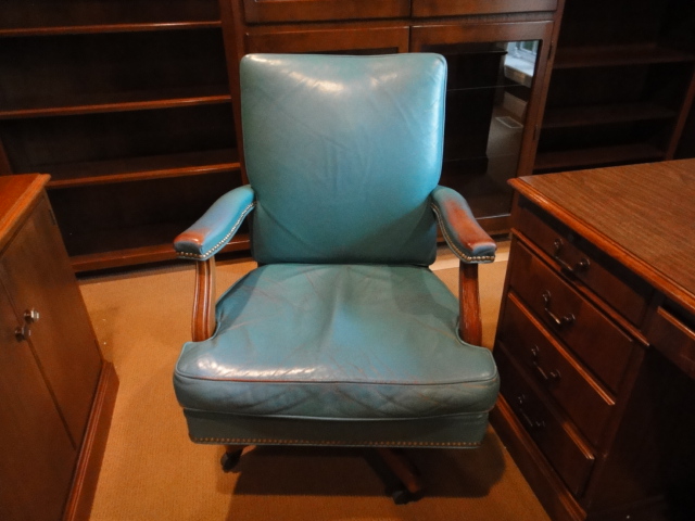 Vintage Gunlocke Co. Leather Office Chair
