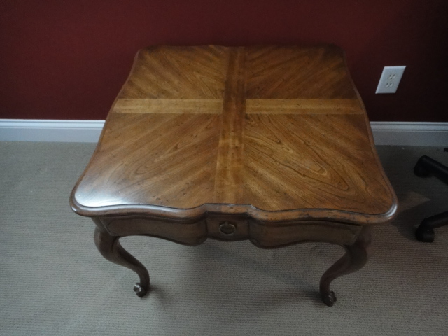 Vintage Drexel Heritage End Table