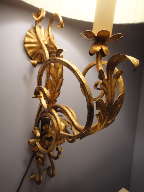 Gold Cast Metal Wall Lamp