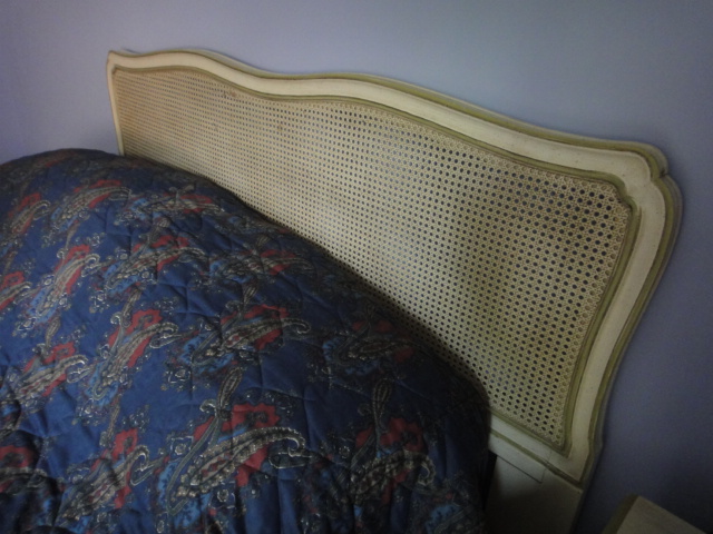 Three Piece Vintage Henredon Bedroom Set