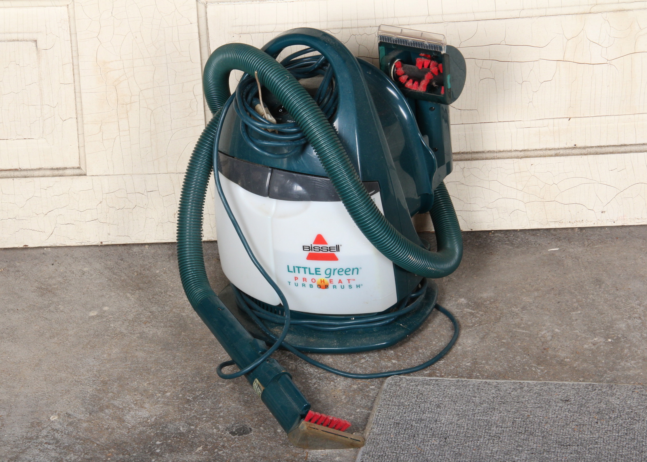 Bissell Little Green Carpet Cleaner