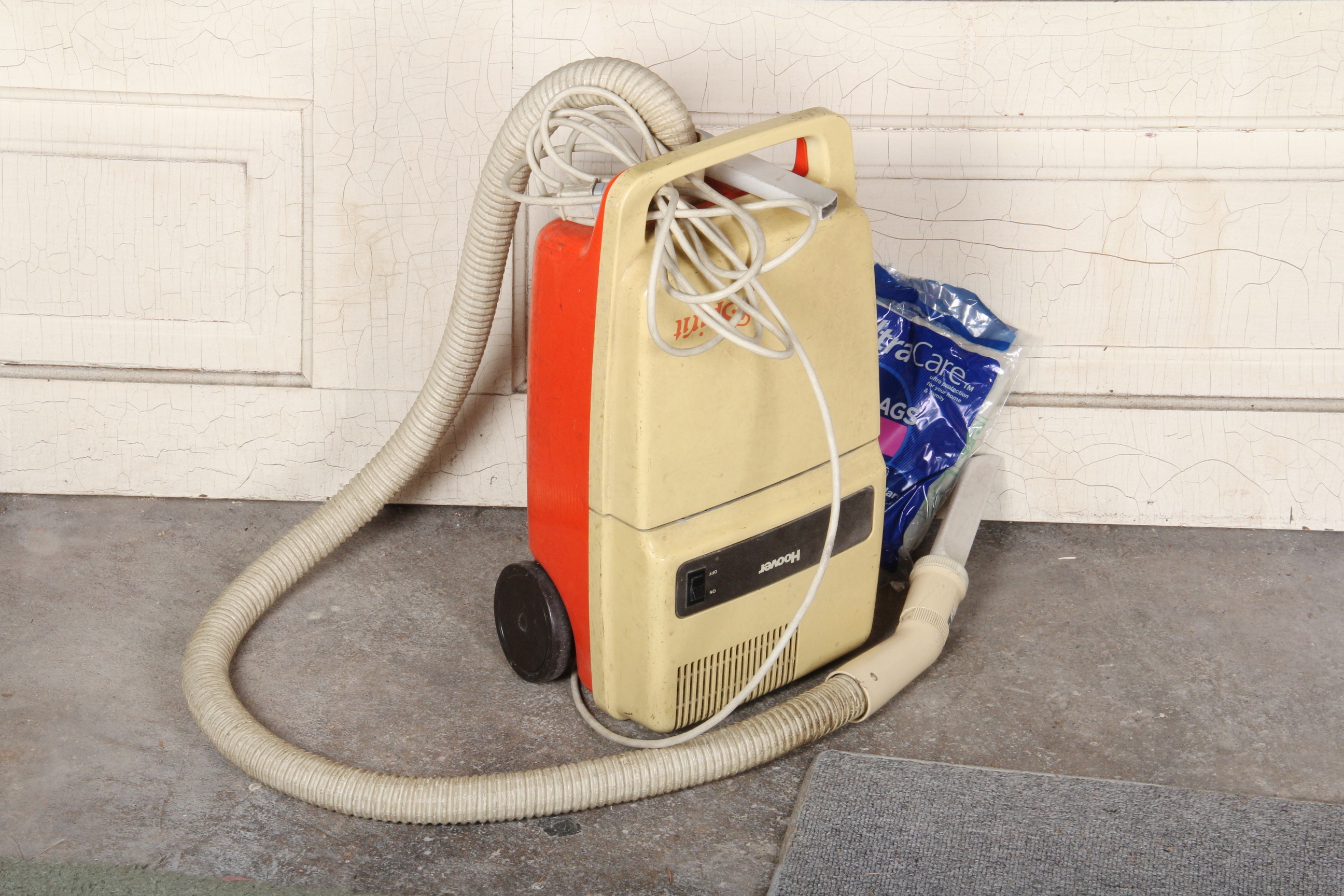Hoover "Spirit" Canister Vacuum