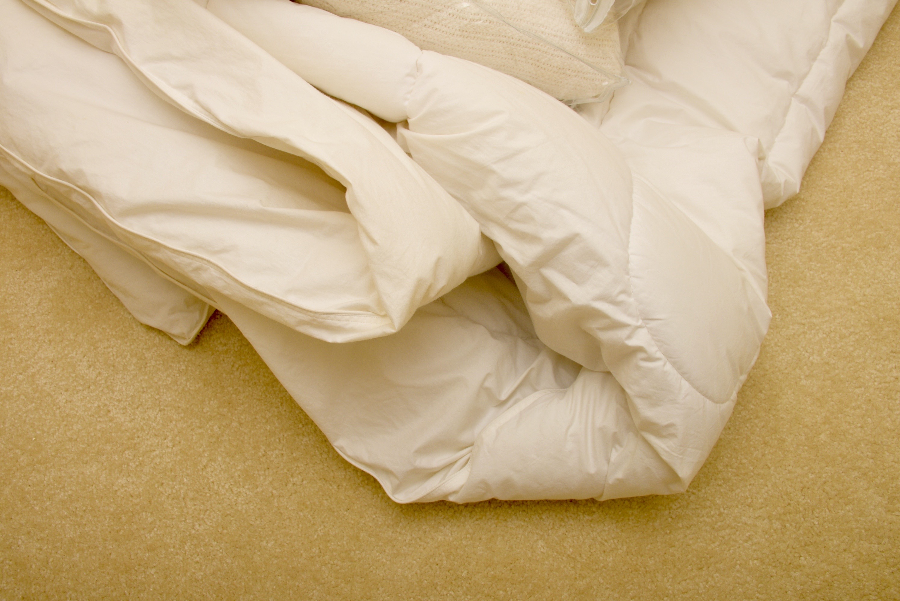 Laura Ashley Comforter and two blankets