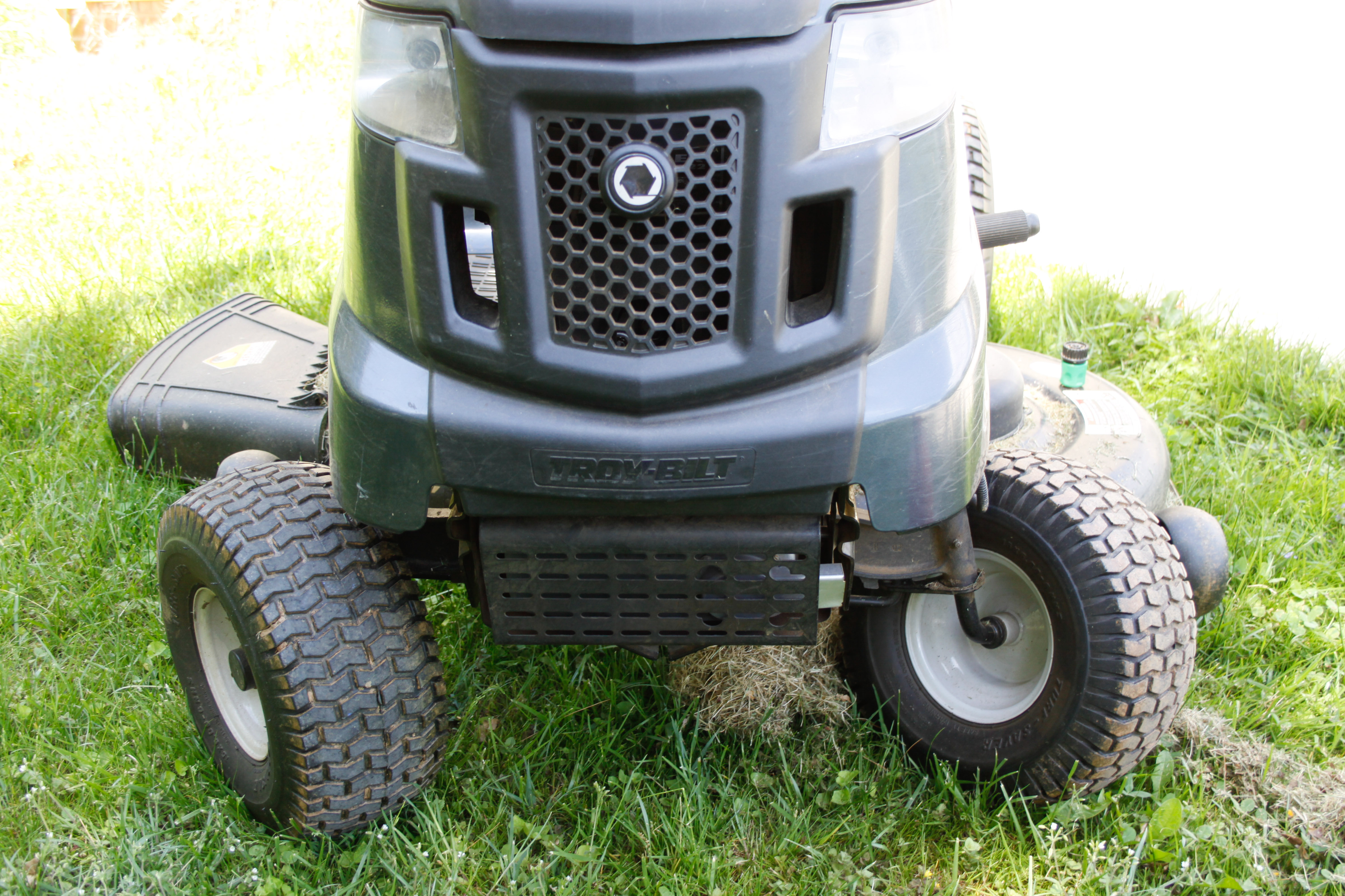 Troy-Bilt Horse XP Riding Lawn Mower