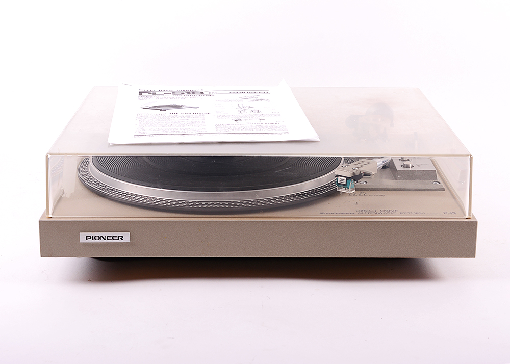 Pioneer PL-518 Turntable