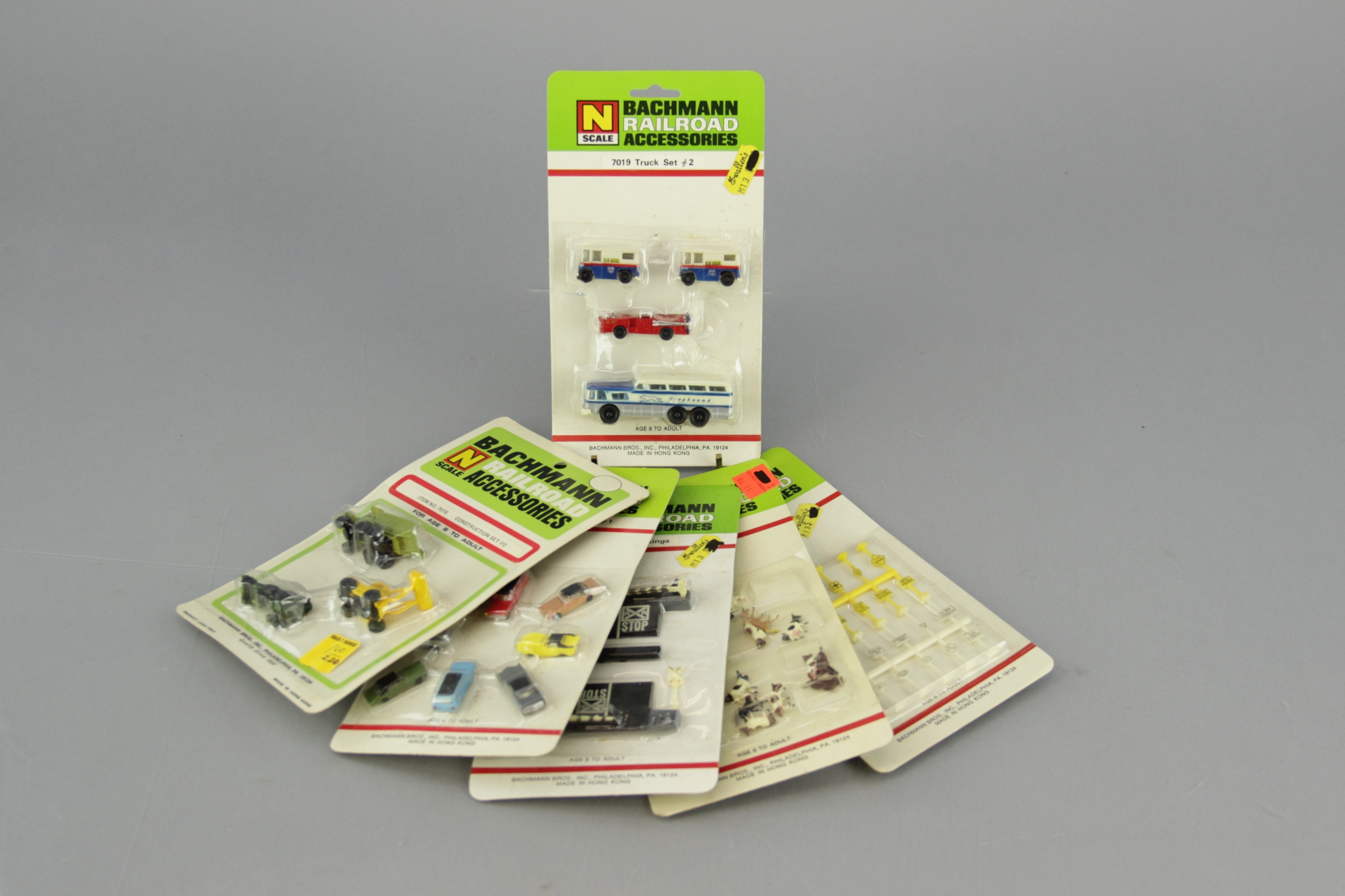 Vintage Bachmann Railroad Cars, Accessories & Model Magazine