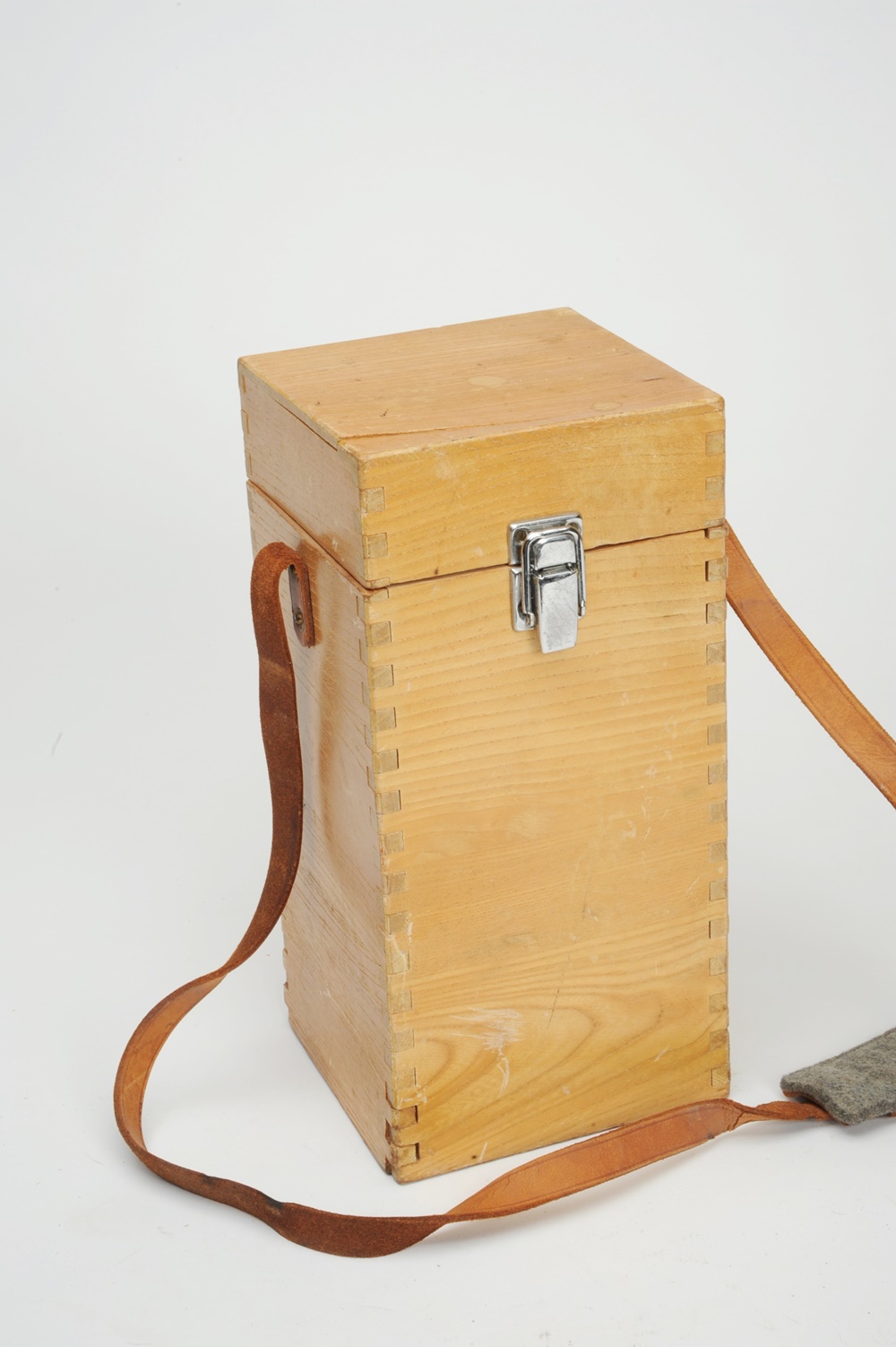 Vinatge Boxed Liquid Filled Compass