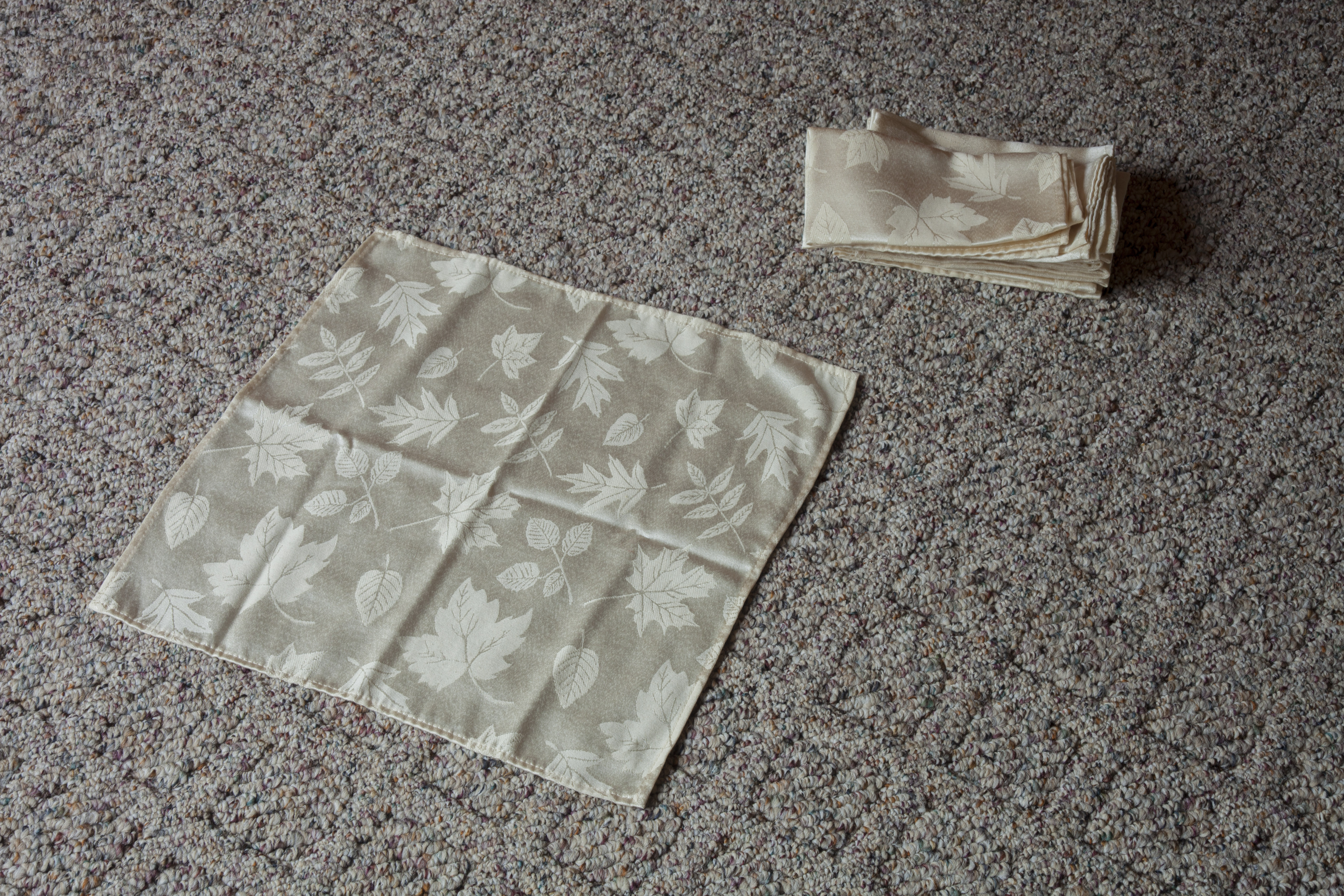 Dining Room Table Accesories Group