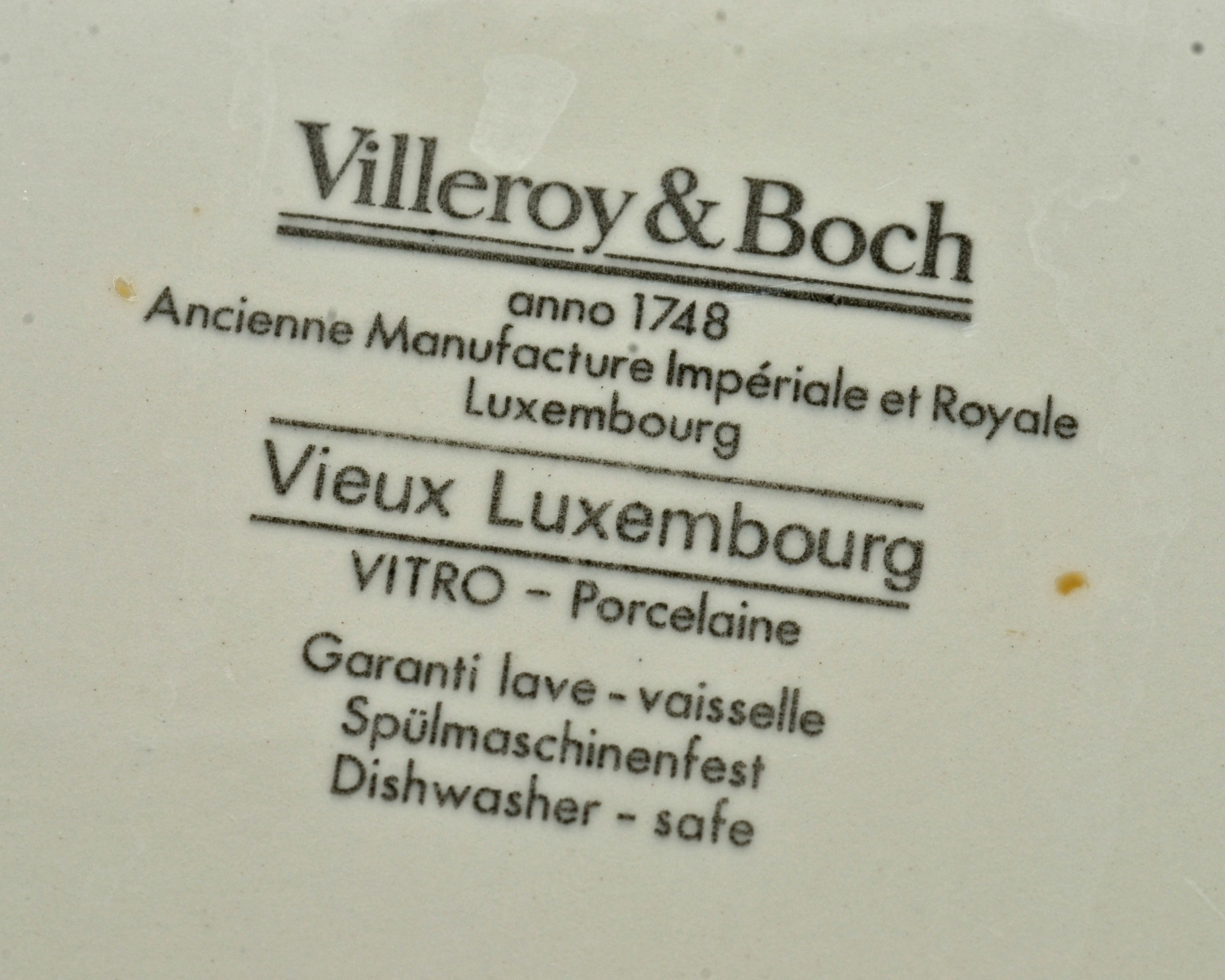 Collection of Coffee Cups and Kitchenalia