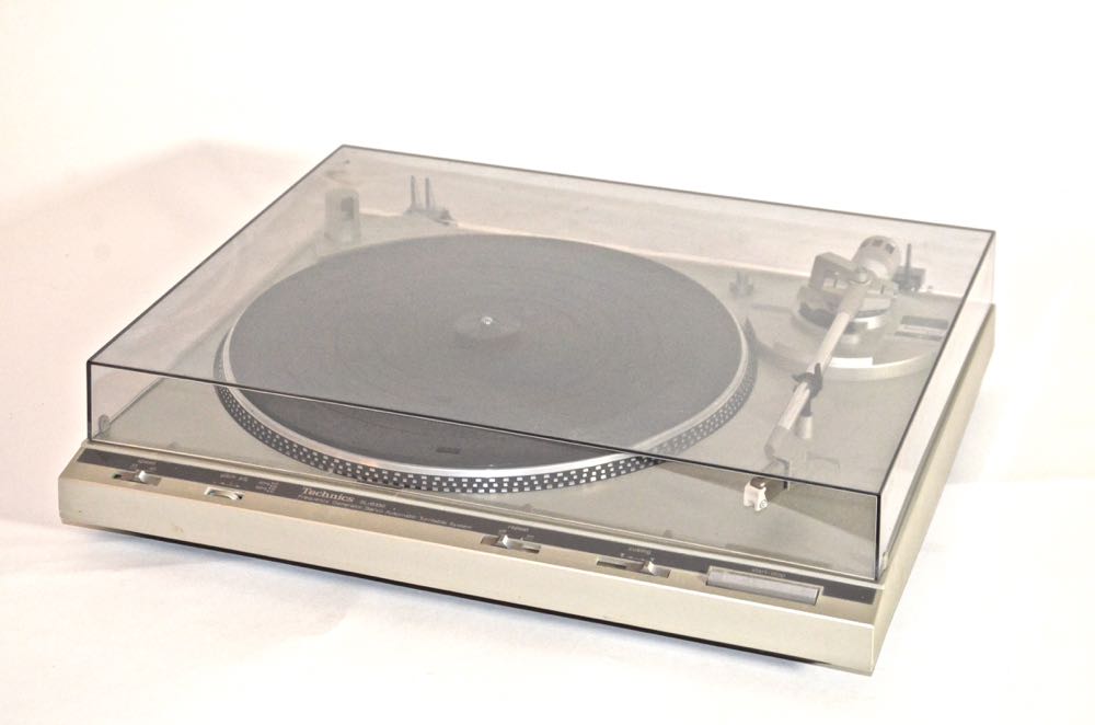 Technics SL-B350 Turntable
