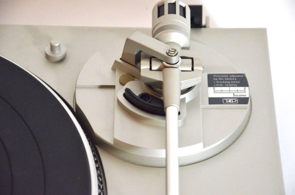 Technics SL-B350 Turntable